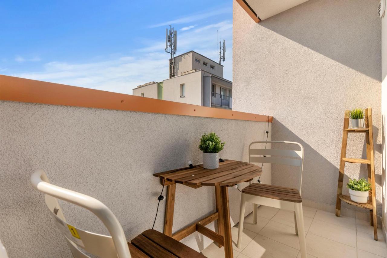 Ferienwohnung Lam Rose - Ac - Terrace Pressburg Exterior foto